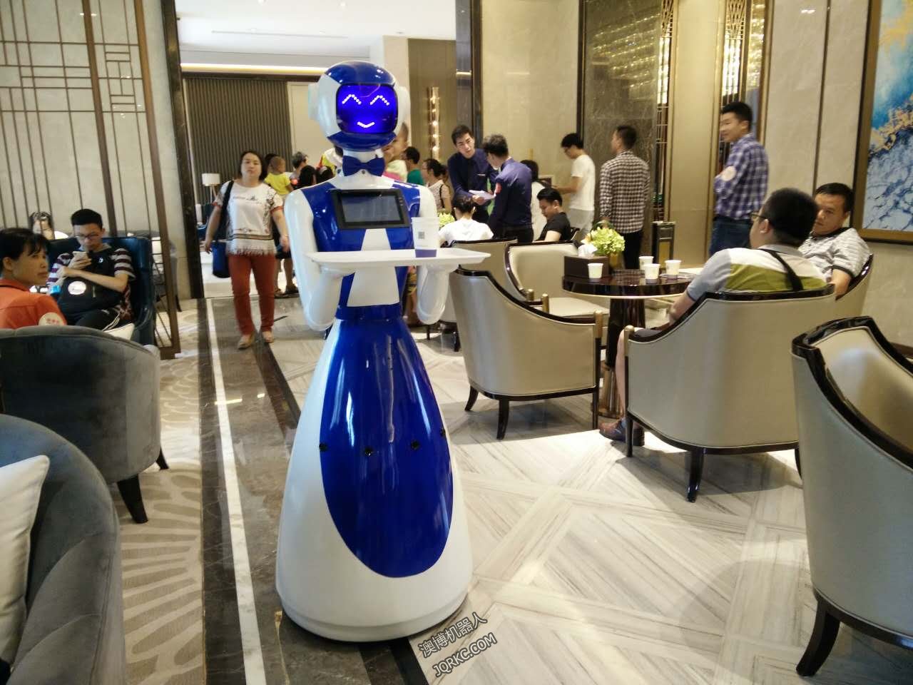 機器人做的披薩，你敢吃嗎？